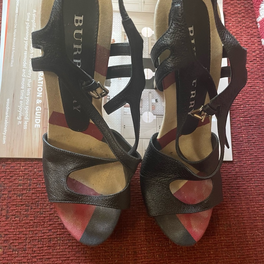 Burberry Black and Red Strappy Sandals